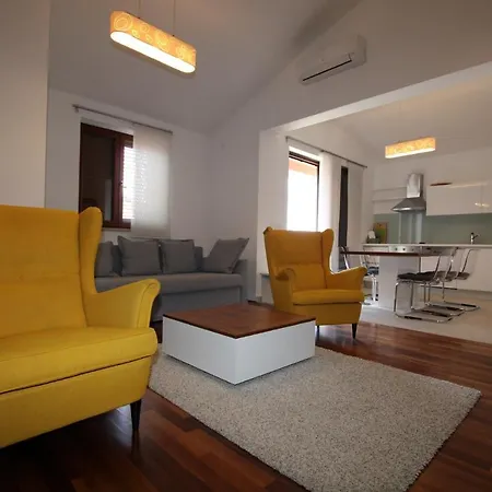Premium Dora 4 Apartment Tar-Vabriga