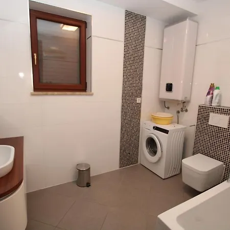 דירה Premium Dora 4